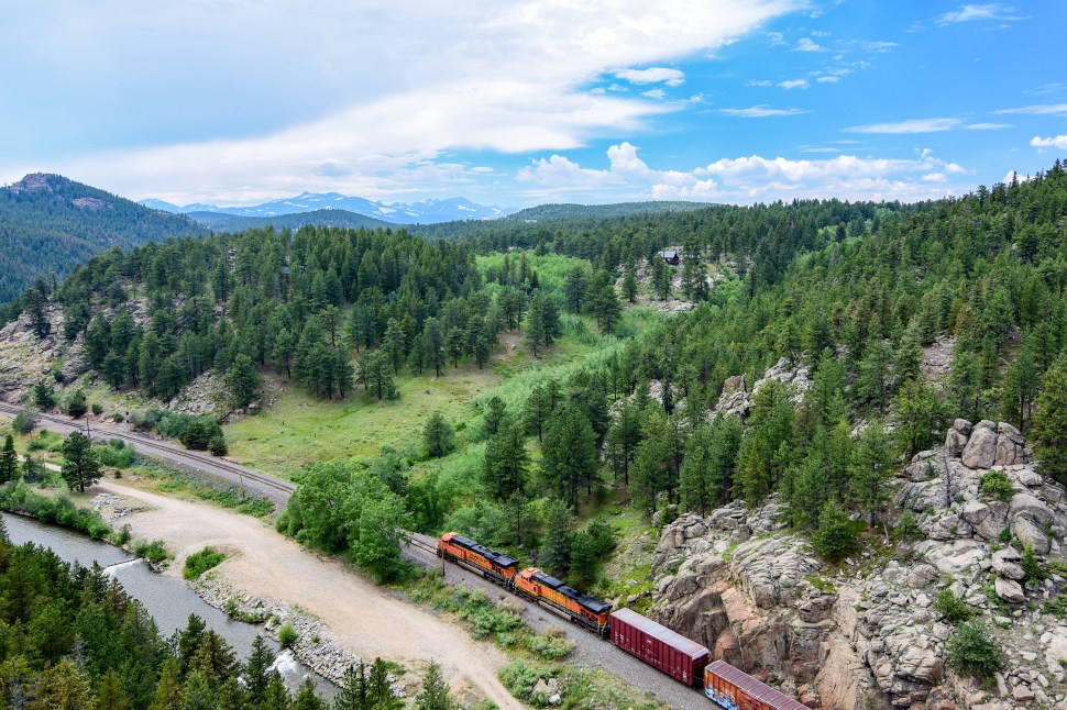 Pinecliff Rocks-28.jpg